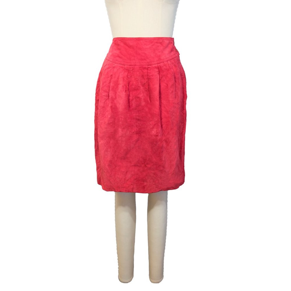 Vintage Lord and Taylor Red Suede Skirt - Size 8 - pre-owned